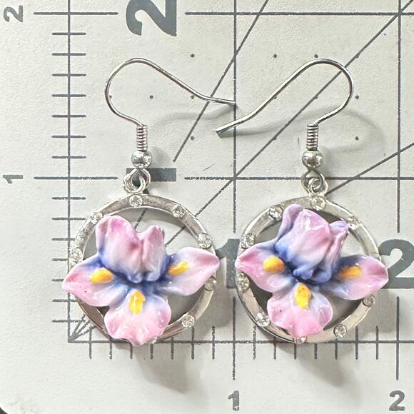 Franz Y2K Art Nouveau Revival purple porcelain iris flowers rhinestones earrings - Picture 8 of 8
